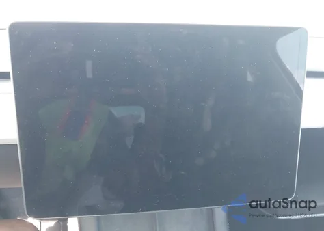 2023 Tesla Model Y Awd/Long Range Dual Motor All-Wheel Drive z USA, uszkodzony, nr VIN 7SAYGDEE4PA207528